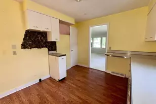 127 S Harmony Dr, Janesville, WI 53545 - Photo 10