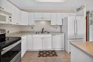 377 Concord Dr, Oregon, WI 53575 - Photo 8