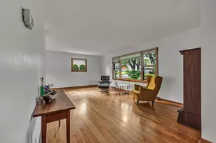 4810 Retana Dr, Madison, WI 53714 - Photo 6