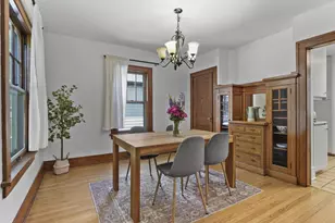 211 Vista Rd, Madison, WI 53726 - Photo 8