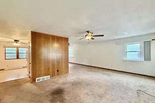 1827 Cleveland St, Beloit, WI 53511 - Photo 8