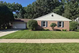 3211 Briar Crest Dr, Janesville, WI 53546 - Photo 2