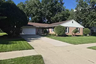 3211 Briar Crest Dr, Janesville, WI 53546 - Photo 1