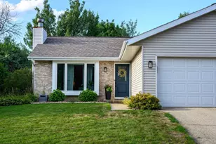 6438 Westin Dr, Madison, WI 53719 - Photo 2