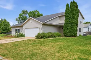 2348 Steven St, Sun Prairie, WI 53590 - Photo 28