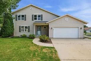 2348 Steven St, Sun Prairie, WI 53590 - Photo 1