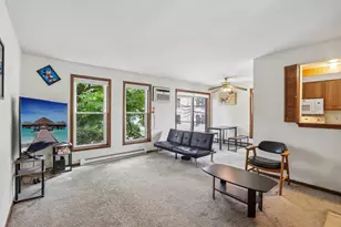 6733 Park Edge Dr, Madison, WI 53719 - Photo 4