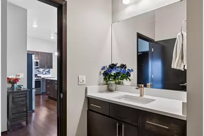 819 E Mifflin Street #304, Madison, WI 53703 - Photo 24