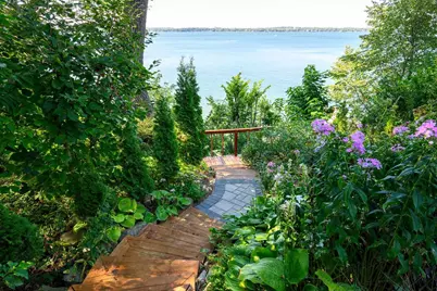 3668 Lake Mendota Drive, Madison, WI 53705 - Photo 10