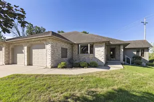1235 W Sherman Ave, Fort Atkinson, WI 53538 - Photo 1