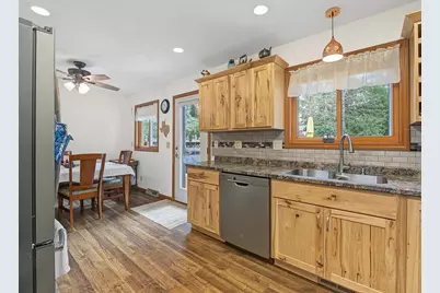 1822 1st Avenue, Monroe, WI 53566 - Photo 16