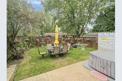 1822 1st Avenue, Monroe, WI 53566 - Photo 32