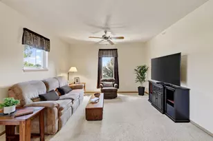 141 Metro Terrace, Madison, WI 53718 - Photo 4