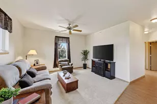 141 Metro Terrace, Madison, WI 53718 - Photo 12