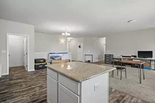 4340 Dublin Dr, Janesville, WI 53546 - Photo 10