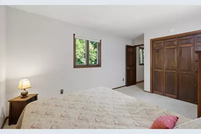 7050 Briar Lane, Sun Prairie, WI 53590 - Photo 24
