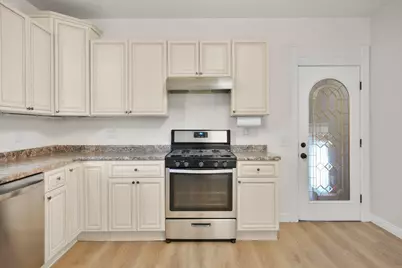 159 S High Street, Janesville, WI 53548 - Photo 18