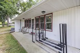 W5840 Hackbarth Rd, Fort Atkinson, WI 53538 - Photo 6