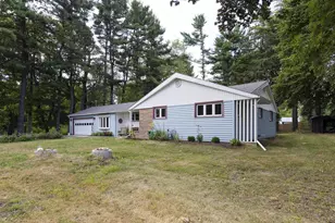 W5840 Hackbarth Rd, Fort Atkinson, WI 53538 - Photo 2