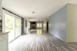 12406 Franklin Rd, Tomah, WI 54660 - Photo 6