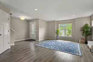 5844 Lien Rd, Madison, WI 53718 - Photo 10