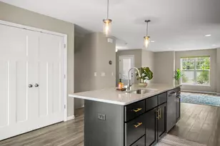 5844 Lien Rd, Madison, WI 53718 - Photo 16