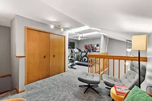 301 Harbour Town Dr, Madison, WI 53717 - Photo 26