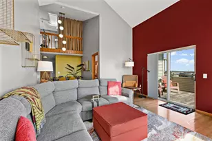 301 Harbour Town Dr, Madison, WI 53717 - Photo 4