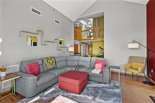 301 Harbour Town Dr, Madison, WI 53717 - Photo 6