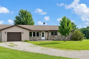 7039 W Kiln Dr, Watertown, WI 53098 - Photo 2