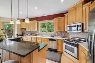 1805 Autumn Hill Dr, Verona, WI 53593 - Photo 16