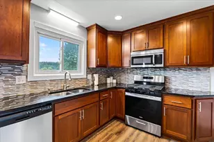 4769 Eisenhower St, Oregon, WI 53575 - Photo 10