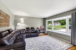 4769 Eisenhower St, Oregon, WI 53575 - Photo 6