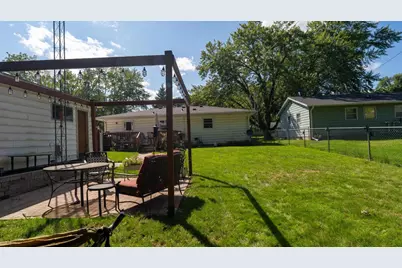 1413 Garfield Avenue, Beloit, WI 53511 - Photo 10