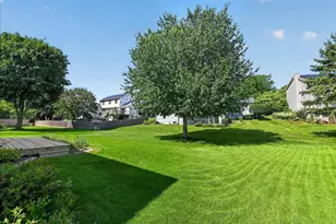 1210 Artisan Dr, Madison, WI 53704 - Photo 34