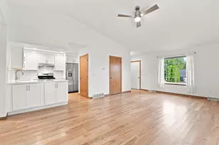 W1716 Watson Ct, Green Lake, WI 54941 - Photo 6