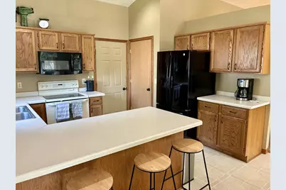 N9631 Emerald Lane, Appleton, WI 54915 - Photo 6