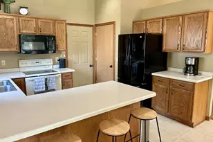 N9631 Emerald Ln, Appleton, WI 54915 - Photo 6