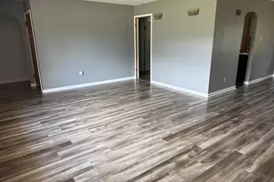 815 W Wisconsin St, Portage, WI 53901 - Photo 6