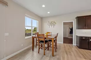 1060 Magic Meadow Ct, Verona, WI 53593 - Photo 12