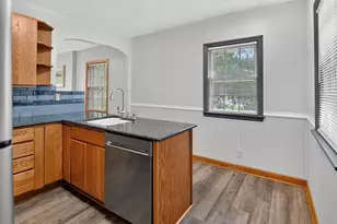 406 N Sherman Ave, Madison, WI 53704 - Photo 12