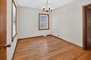 406 N Sherman Ave, Madison, WI 53704 - Photo 14