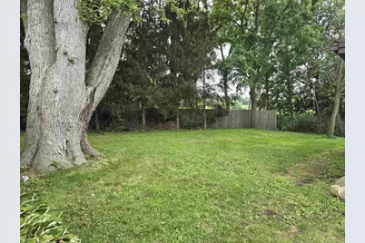7 S Bruce Street, Darien, WI 53114 - Photo 2