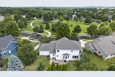 3009 Rosecommon Terrace, Fitchburg, WI 53711 - Photo 2