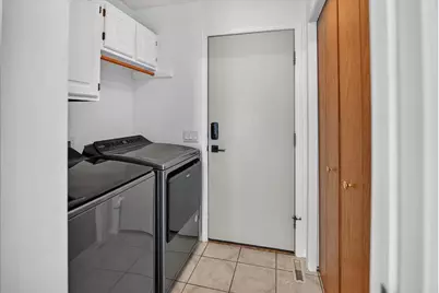 5230 Summer Ridge Drive, Madison, WI 53704 - Photo 34
