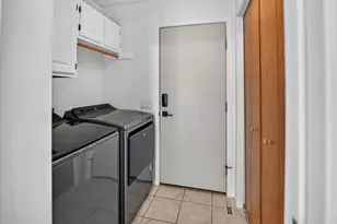 5230 Summer Ridge Dr, Madison, WI 53704 - Photo 34