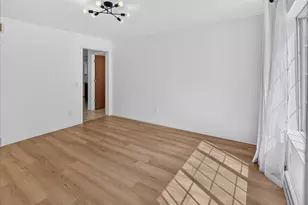 5230 Summer Ridge Dr, Madison, WI 53704 - Photo 38