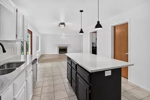 5230 Summer Ridge Dr, Madison, WI 53704 - Photo 26