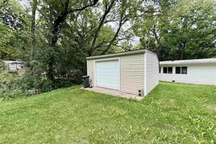 506 Sunset Cir, Edgerton, WI 53534 - Photo 12