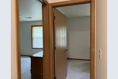 569 E Slifer Street #2, Portage, WI 53901 - Photo 20